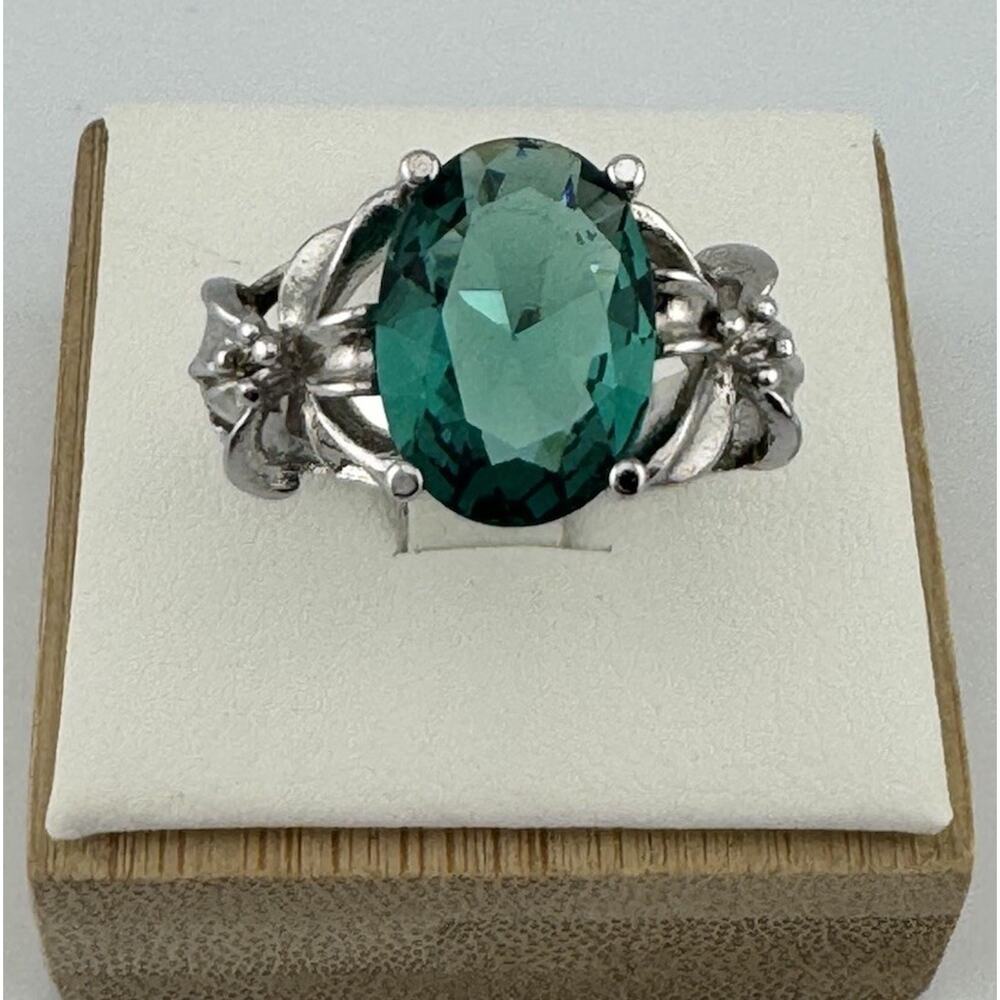 Sterling Silver 925 Oval Cut Teal Green Gemstone Vintage Filigree Floral Ring